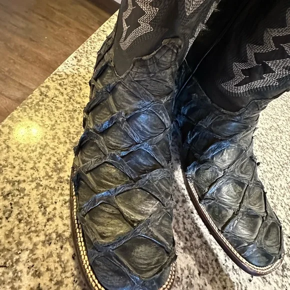Fish boots